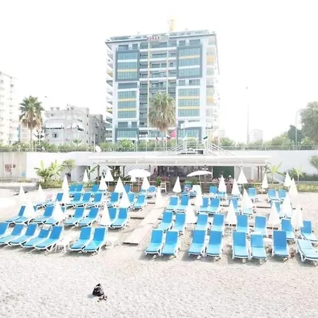 Tower Seaside Mahmutlar трехкомнатная этаж 8 알란야